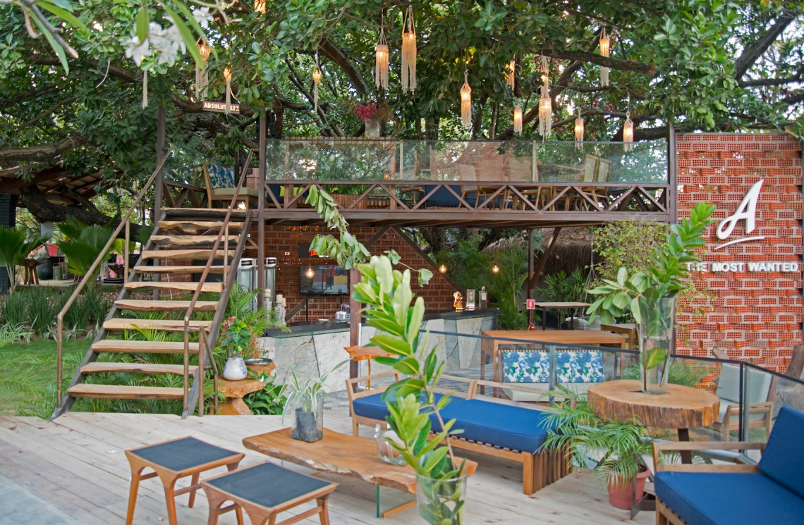 38 Esdras Guimarães_1854 Austin Bar