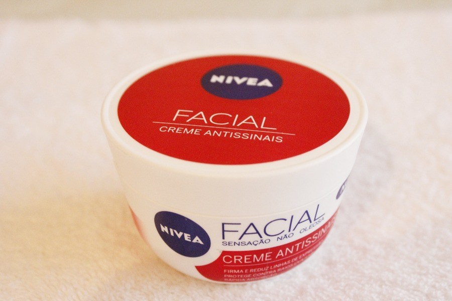 nivea-facial-creme-antissinais-resenha